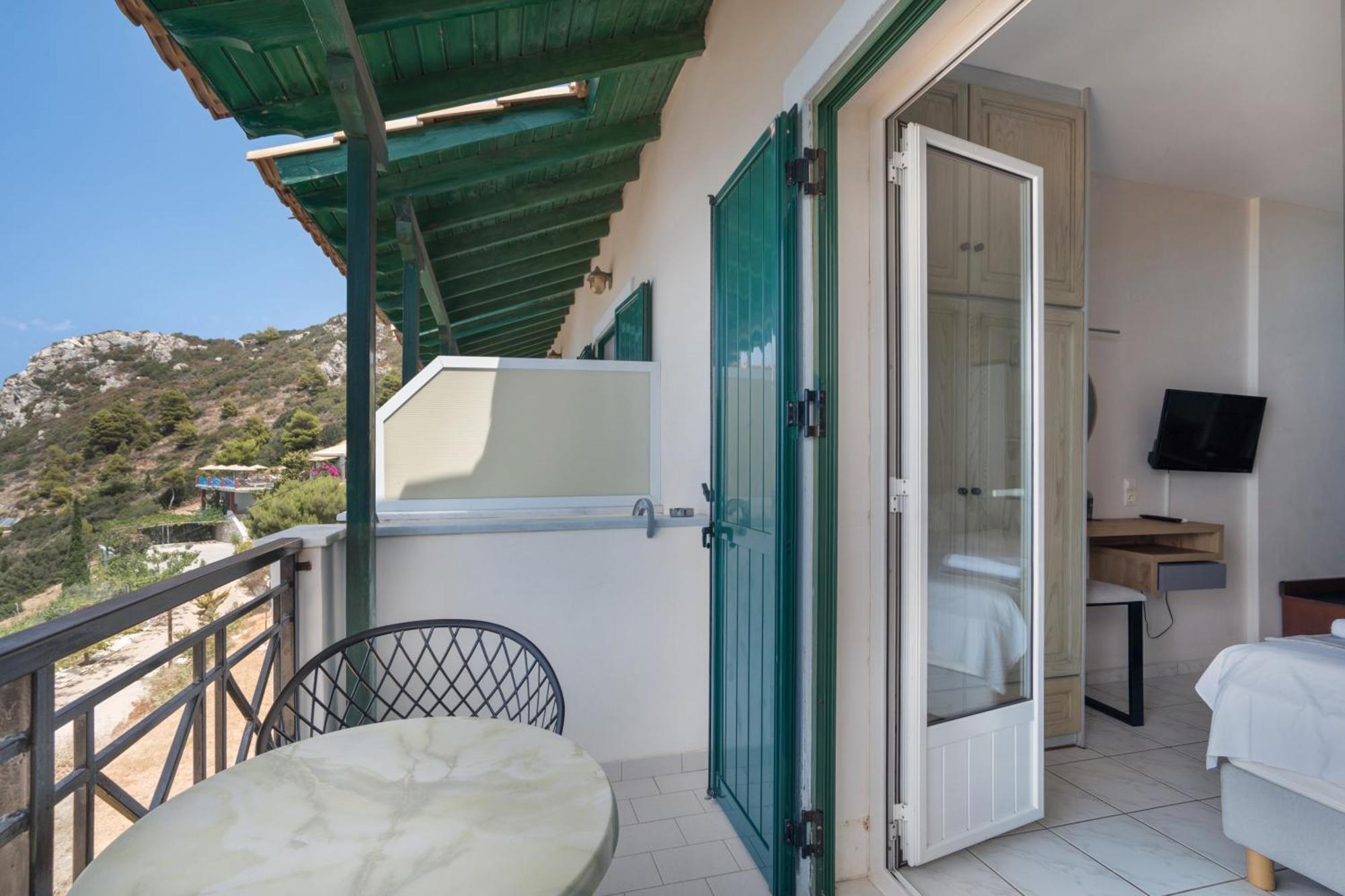 Ferienwohnung Sunset Triple 1 Áyios Nikítas Exterior foto